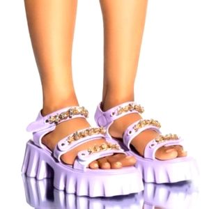Azalea Wang lavender chunky platform sandals 💜